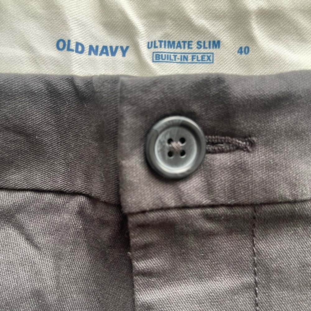 Old Navy Ultimate Slim Built In Flex Chino Shorts… - image 7